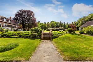 Gardens- click for photo gallery